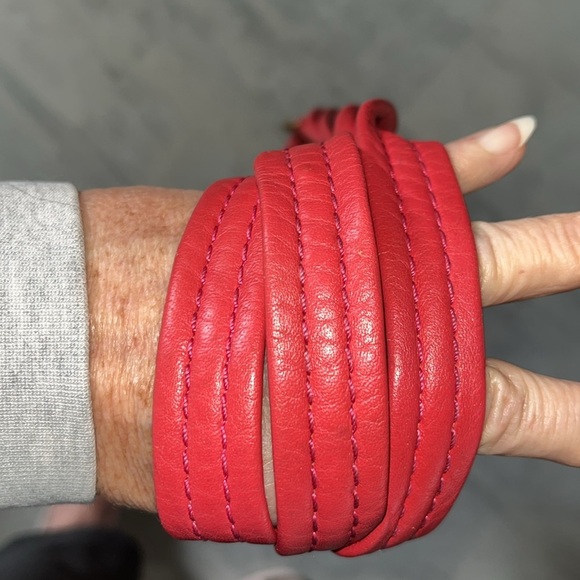 Marc by Marc Jacobs  Crossbody bag   coral red  GUC refurb. 2 Turnlock Front Poc - Picture 5 of 16